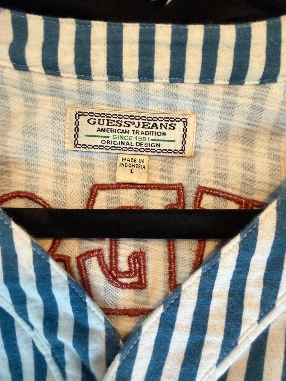 Guess White and Blue Striped Short-Sleeve baseball Shirt